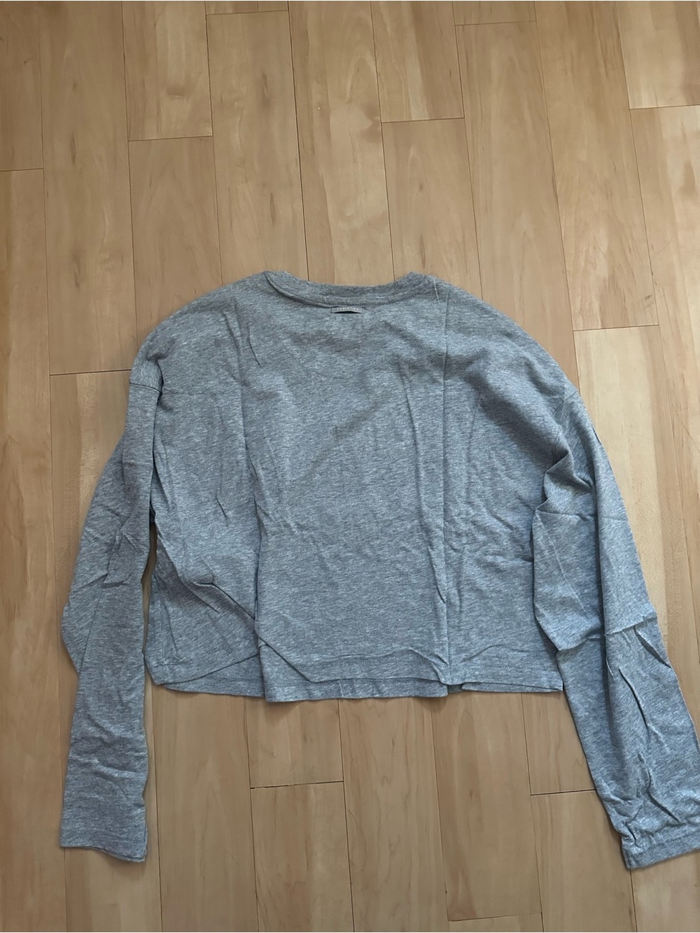 Fabletics Shirt - Picture 2 of 4